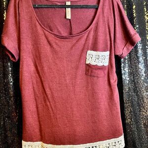 BAMBOO Burgundy Top with Lace Pocket